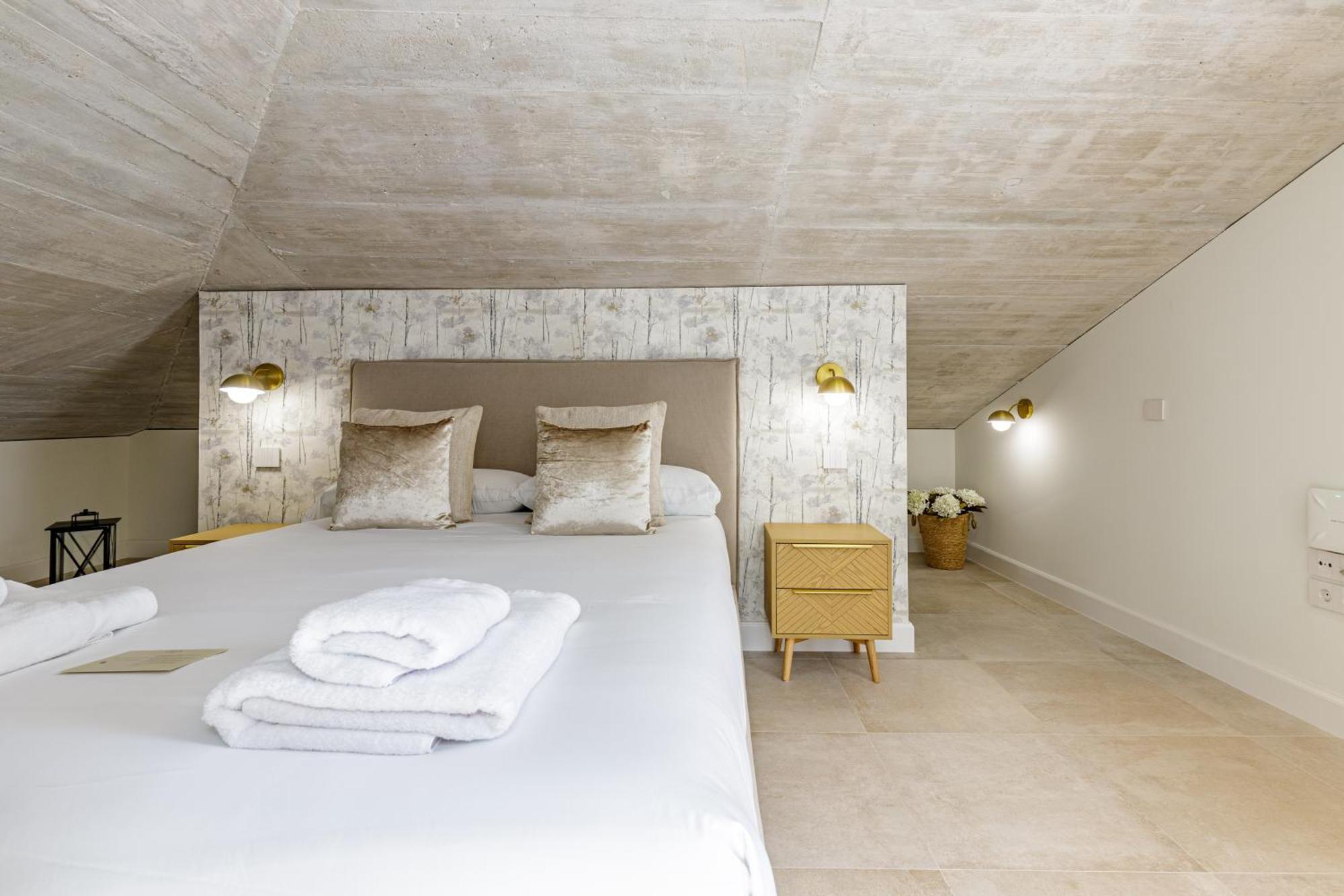 Plaza Del Siglo Suites & Boutique Apartments By Caleta Homes Málaga Eksteriør billede