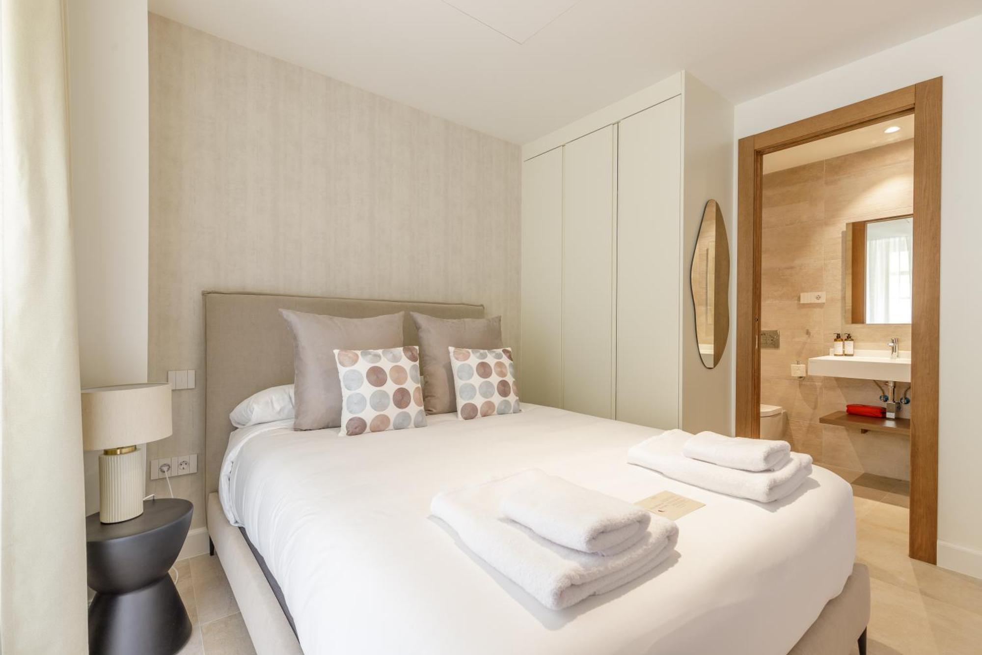 Plaza Del Siglo Suites & Boutique Apartments By Caleta Homes Málaga Eksteriør billede