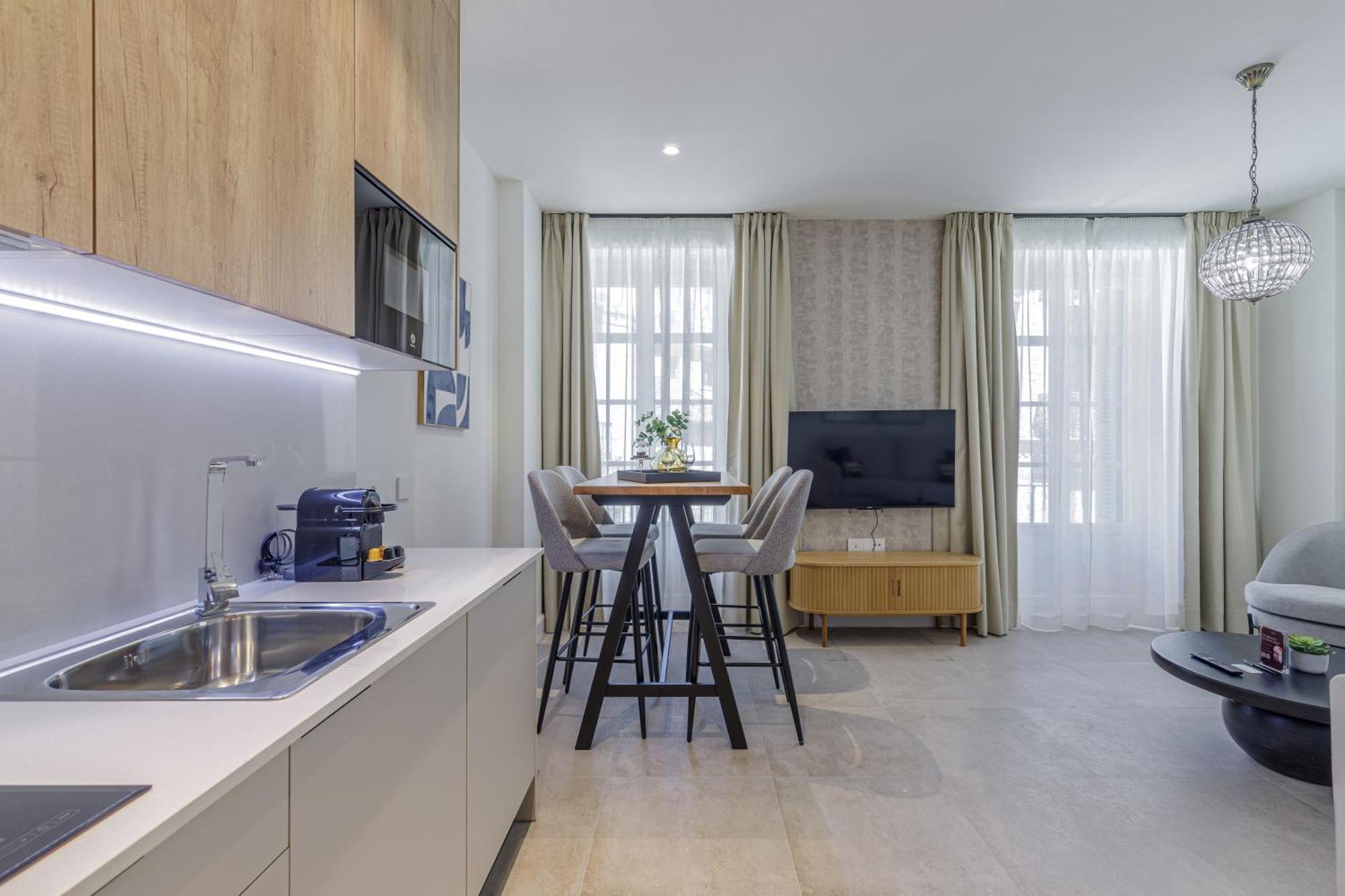 Plaza Del Siglo Suites & Boutique Apartments By Caleta Homes Málaga Eksteriør billede