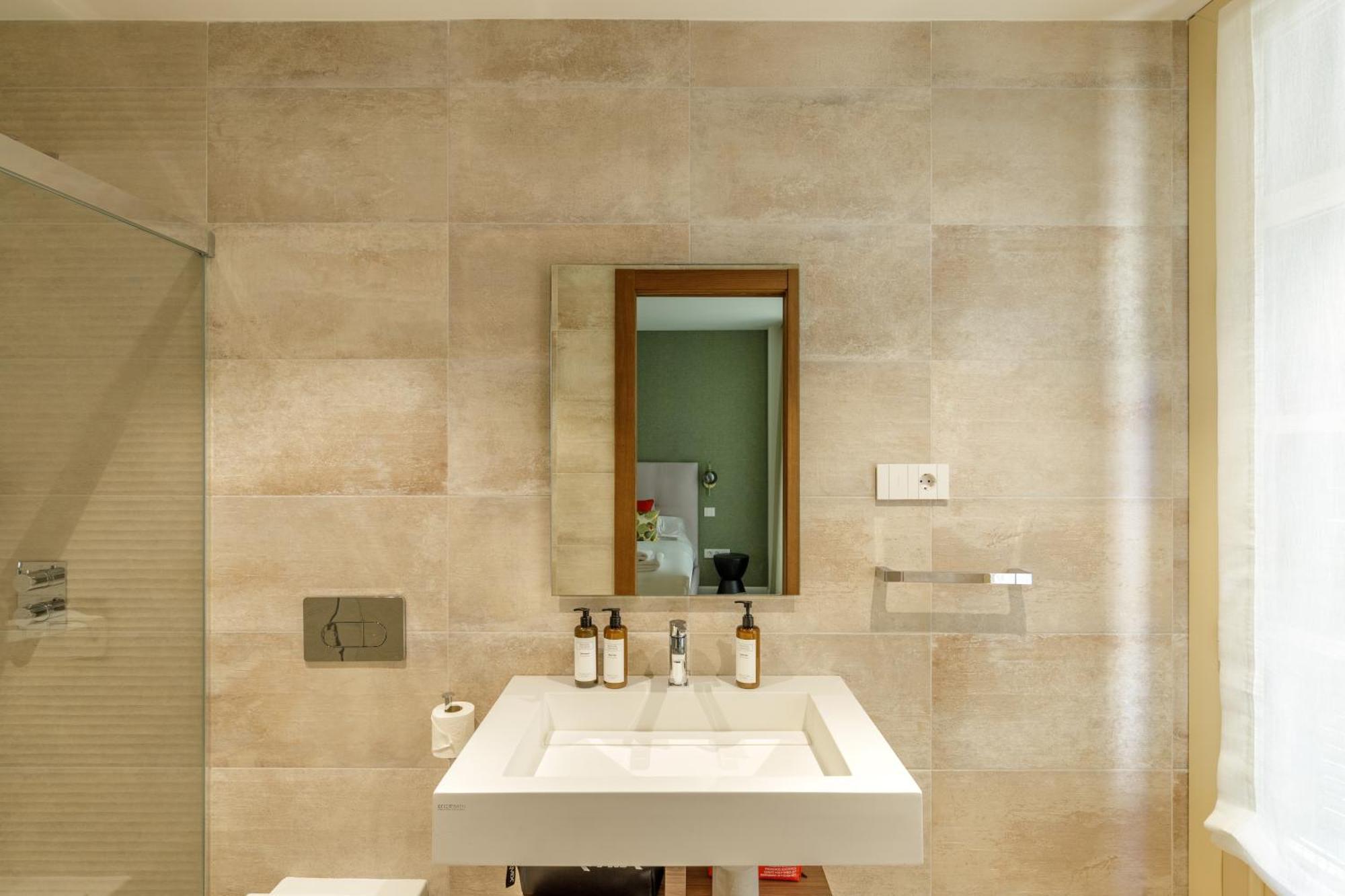 Plaza Del Siglo Suites & Boutique Apartments By Caleta Homes Málaga Eksteriør billede